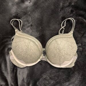 Victoria’s Secret Bombshell bra 32C